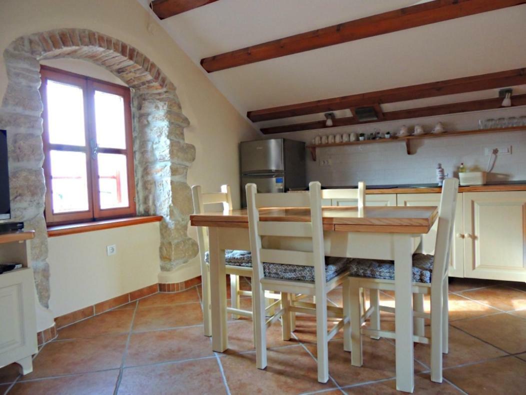 Car Free Island Unije Gasparini Apartments Экстерьер фото